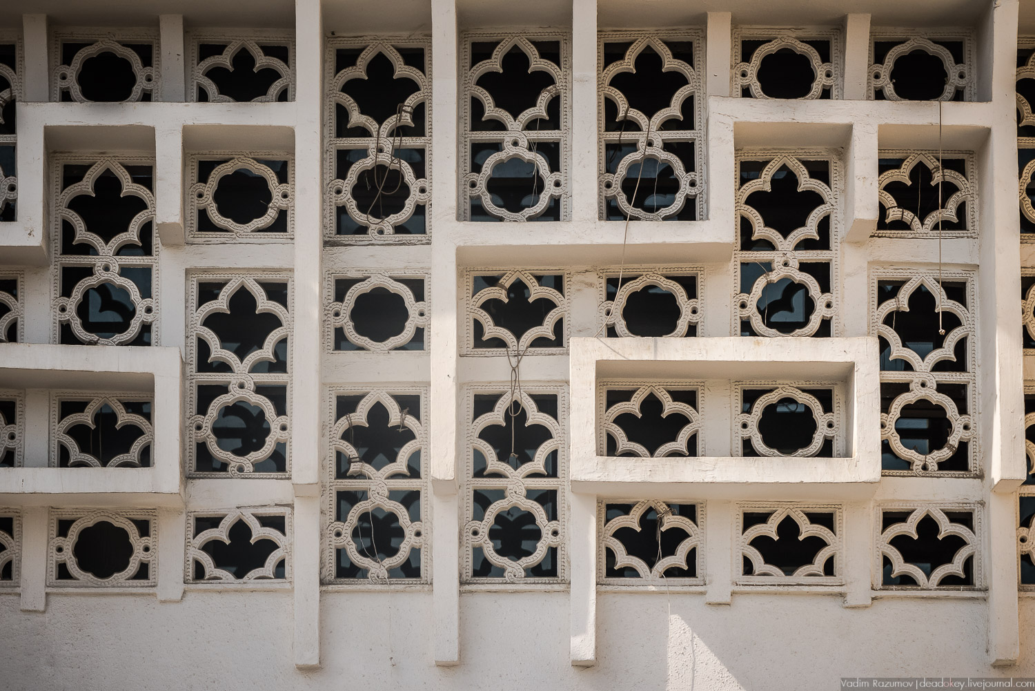 Ташкентский цирк, город Ташкент, Узбекистан, 1976 год, советский модернизм, архитекторы Г.М. Александрович, Г.Масягин