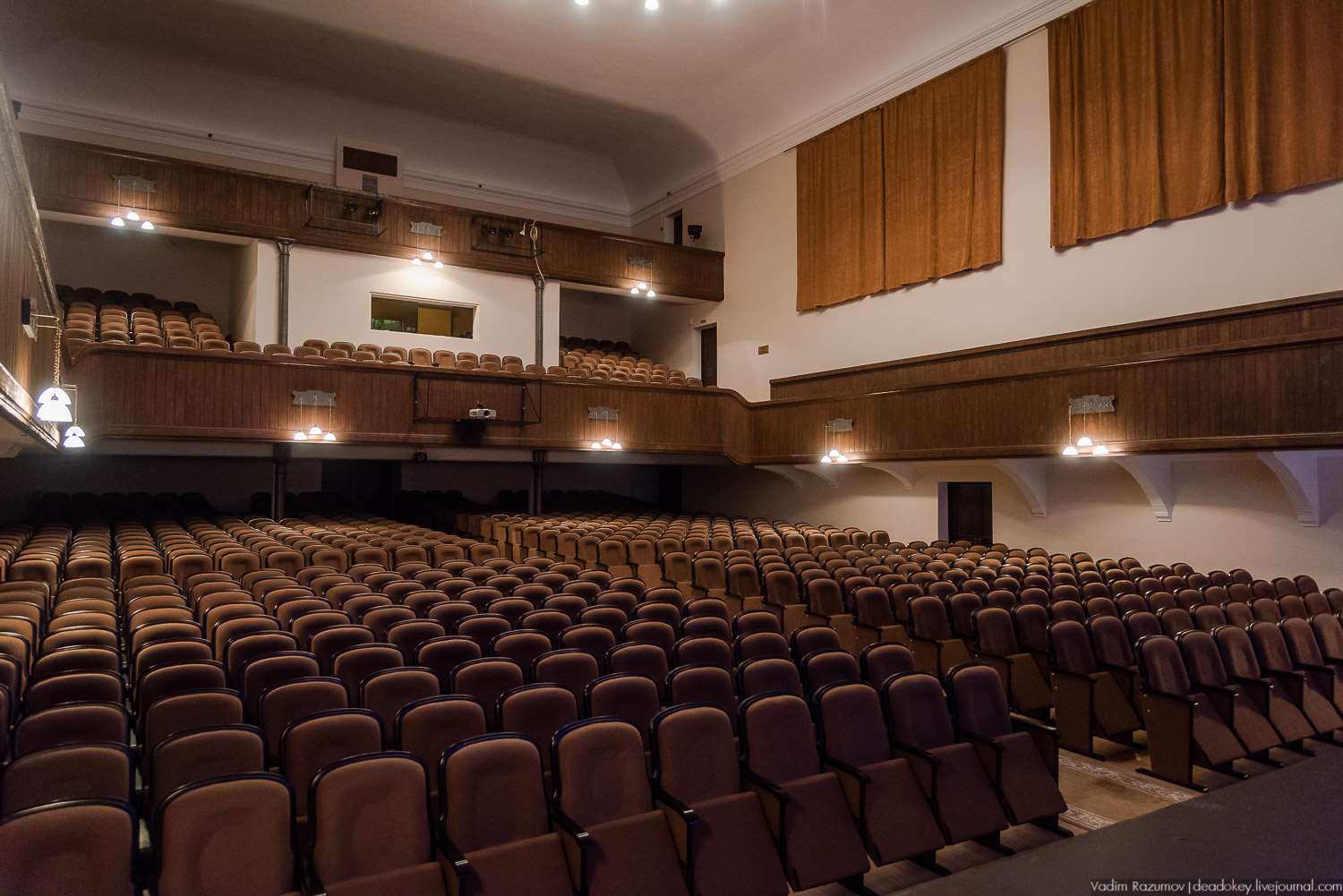 Больничный комплекс, казарма и театр в Орехово-Зуево