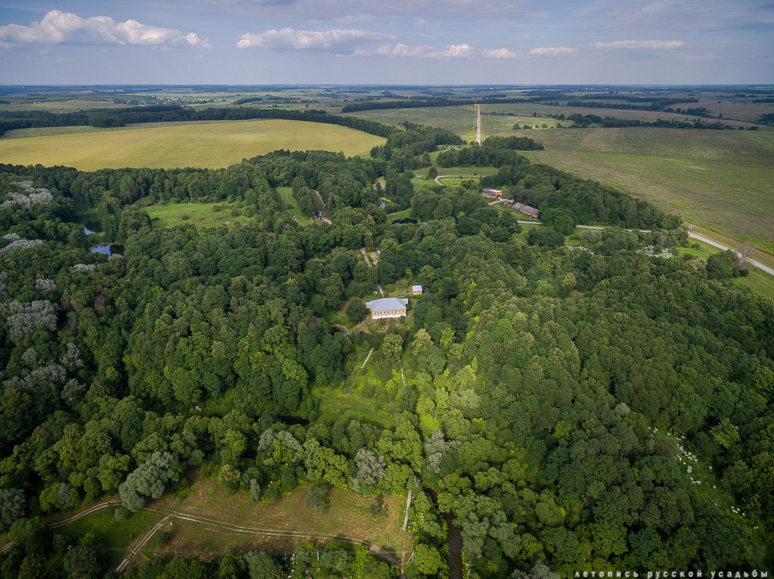 усадьба Дворяниново. В гости с дроном. Усадьба А.Т. Болотова с квадрокоптера
