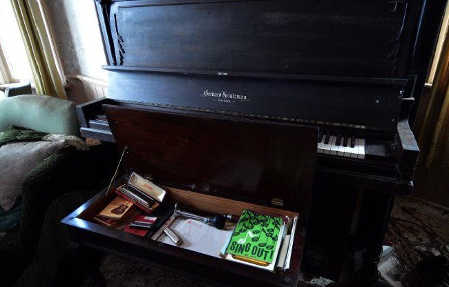 Заброшенный дом быт, дом, жизнь