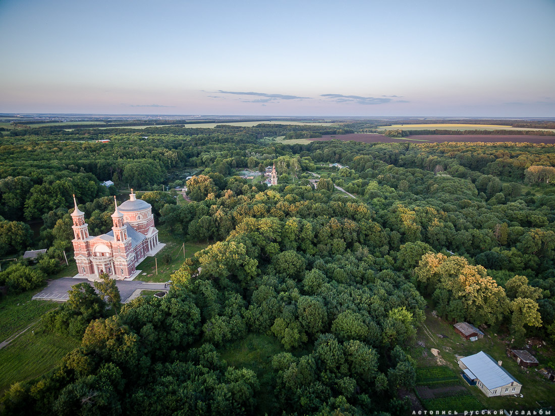 усадьба Баловнево с квадрокоптера и с дрона