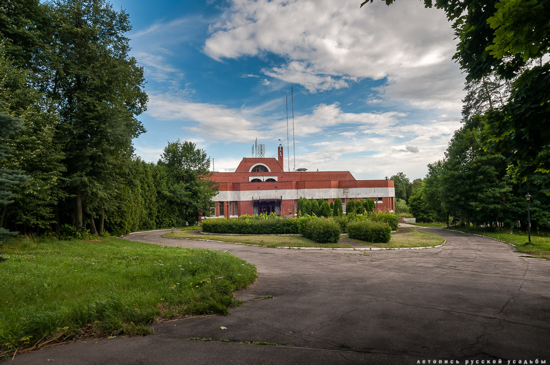 усадьба Отрада-Семеновское