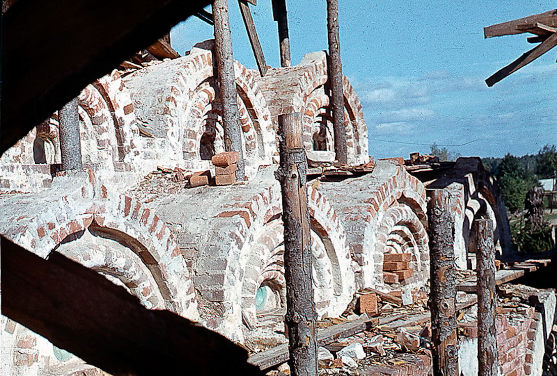 усадьба Никольское-Урюпино храм