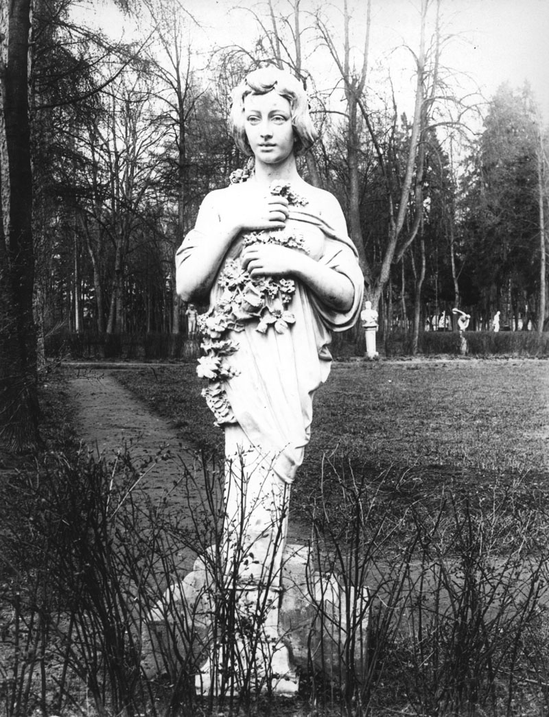 старые фотографии с выставки ОИРУ.