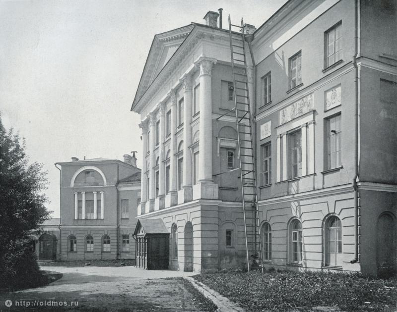 усадьба Т.И. Тутолмина, Москва, улица Гончарная д.12