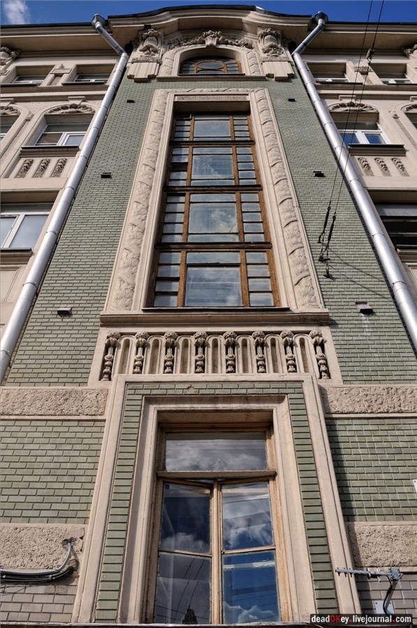 Доходный дом Н. И. Силуанова. 1904, архитектор П.А.Заруцкий, Рождественский бульвар, 17