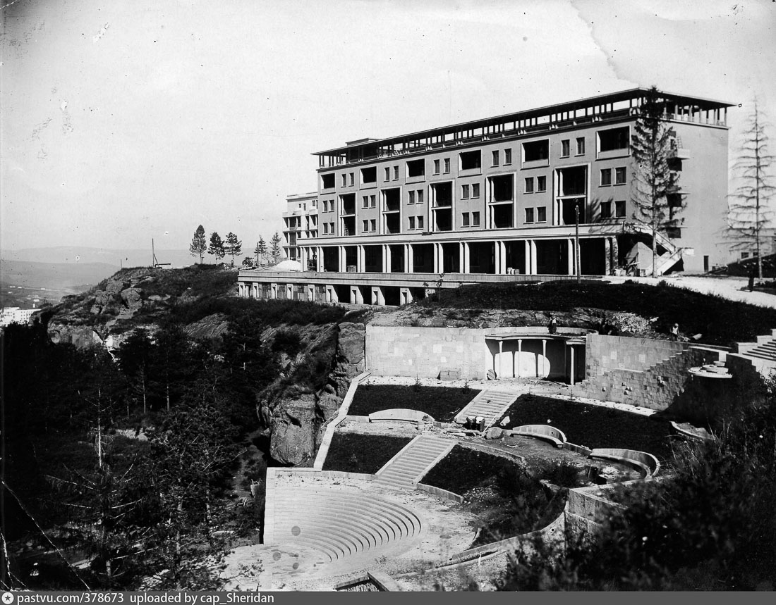 Санаторий имени Г.К. Орджоникидзе в Кисловодске