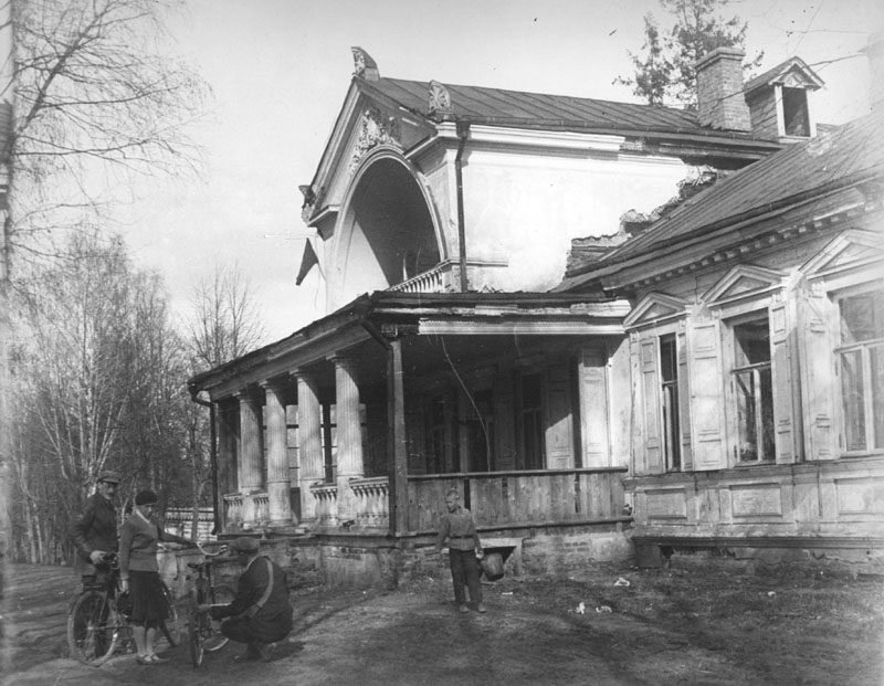 старые фотографии с выставки ОИРУ.