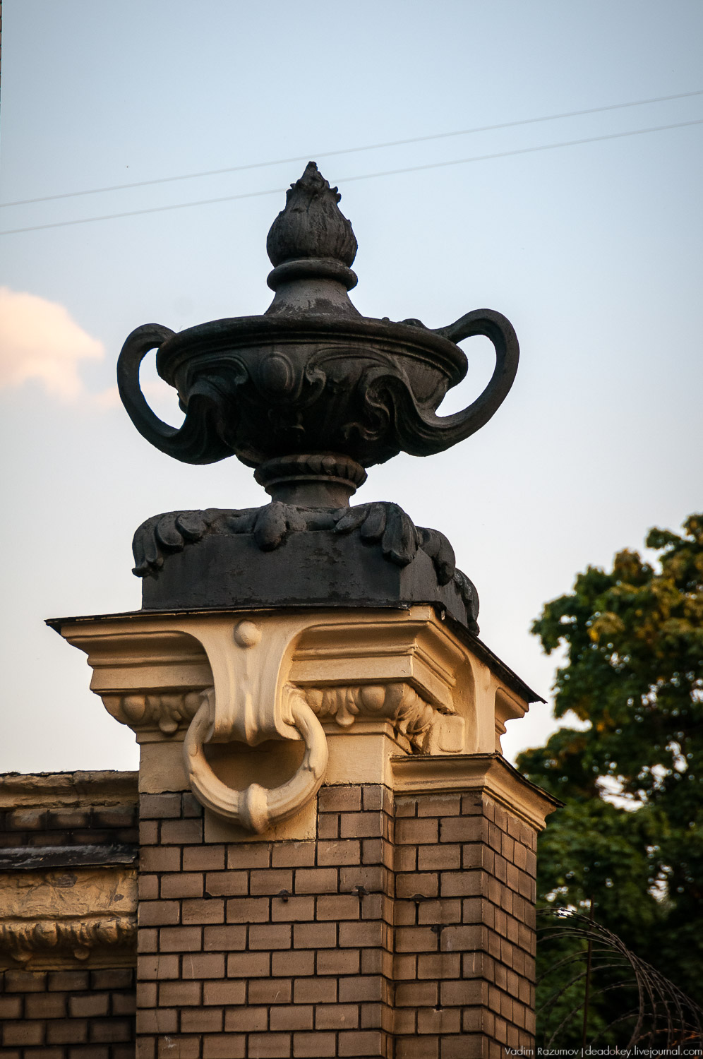 Индийское посольство, улица Воронцово поле, усадьба Латышевых-Бахрушиных-Бардыгиных 