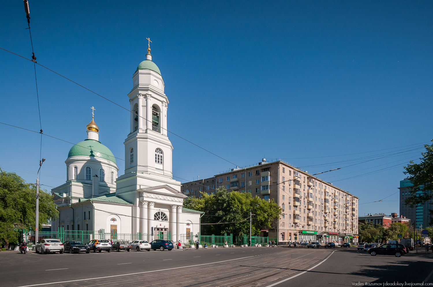 Храм в честь Свв.мчч. Флора и Лавра на Зацепе, Москва