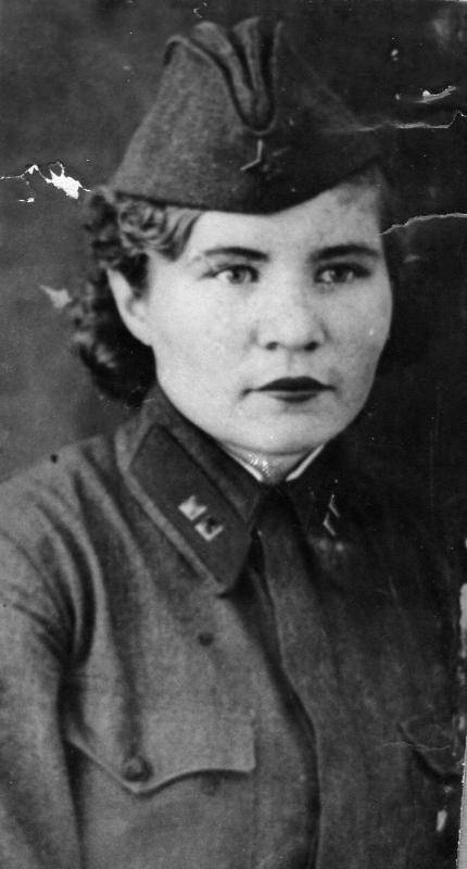 Знаменитости-соотечественники, жившие на несколько семей женой, которая, родила, Жуков, стала, отношения, женился, второй, Кузьмина, после, прожил, также, Евгения, Марию, Евгений, знала, женат, Тухачевский, Гриневич, Марис