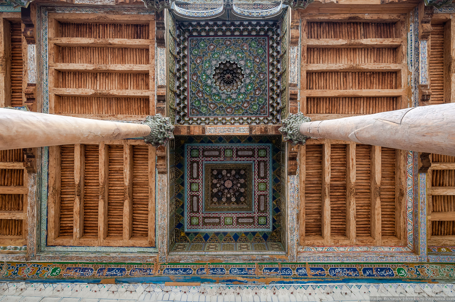 Узбекистан, Бухара и Самарканд, потолки, рельефная майлока, изразцы