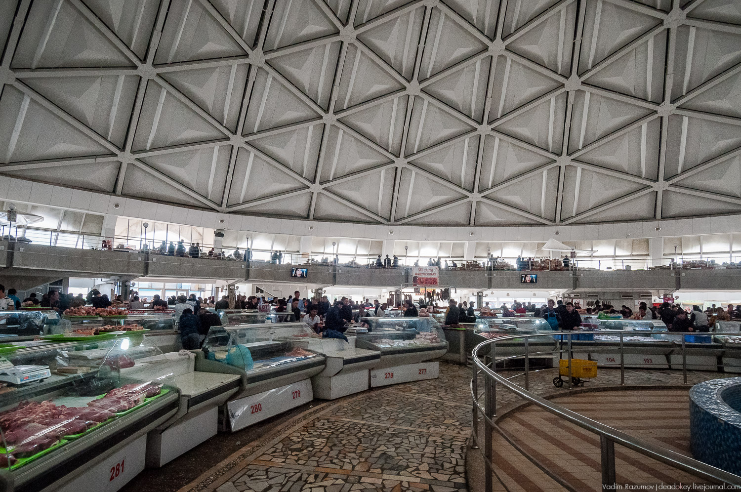 Ташкент, Узбекистан. Базар Чорсу