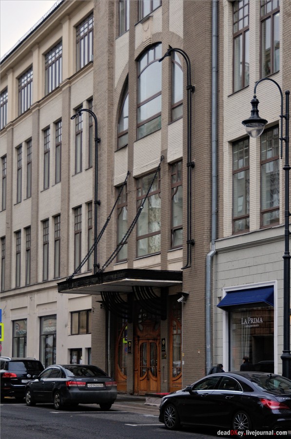 Московский столичный аукционный зал (Торговый дом Р.Б. Левиссона (Леонтьева)), 1901, архитектор А.Э. Эрихсон,ул. Большая Дмитровка, 32, Москва