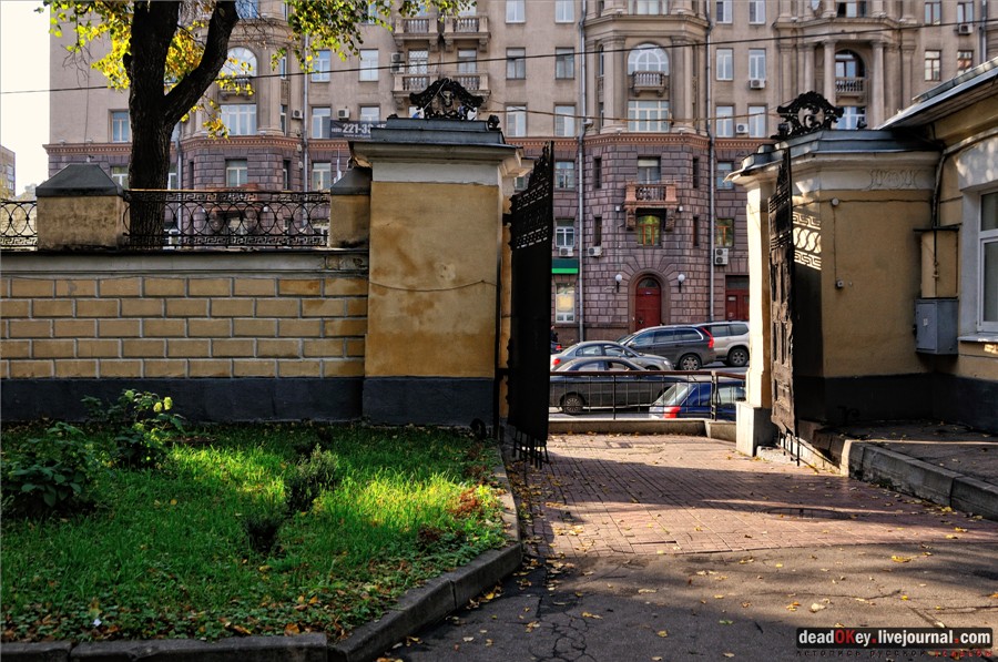 усадьба Высокие Горы (Усачевых-Найденовых), Москва, Земляной Вал, 53