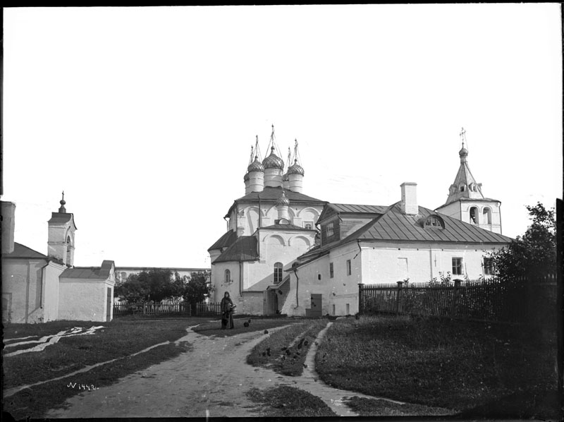 Александровская Слобода. Сравнительные фотографии Ивана Барщевского и Вадима Разумова