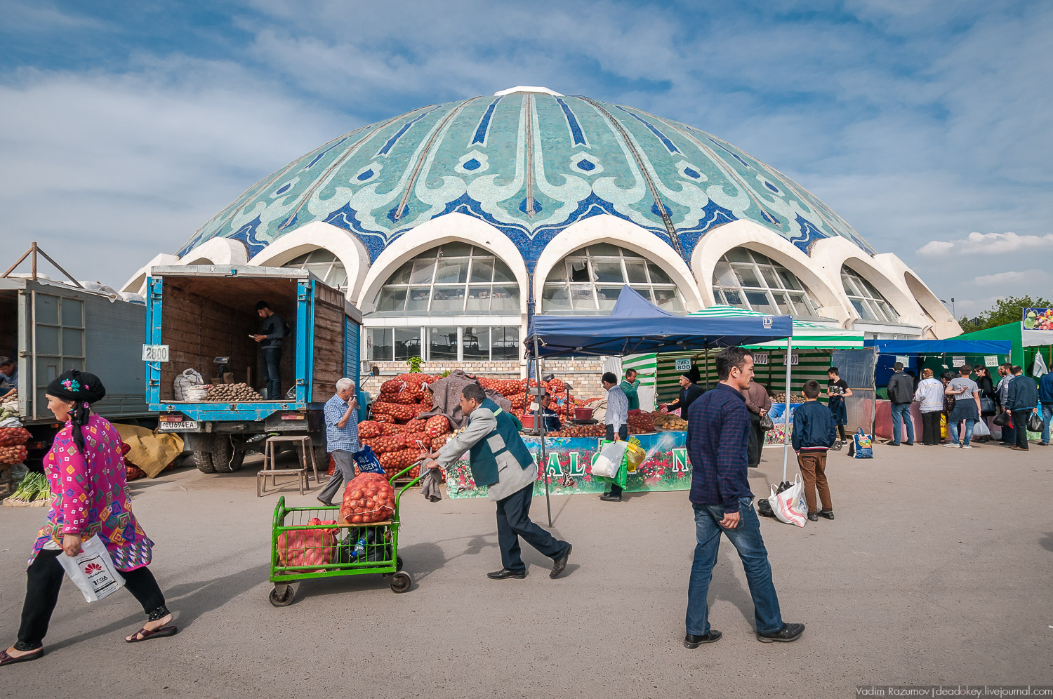 Ташкент, Узбекистан. Базар Чорсу