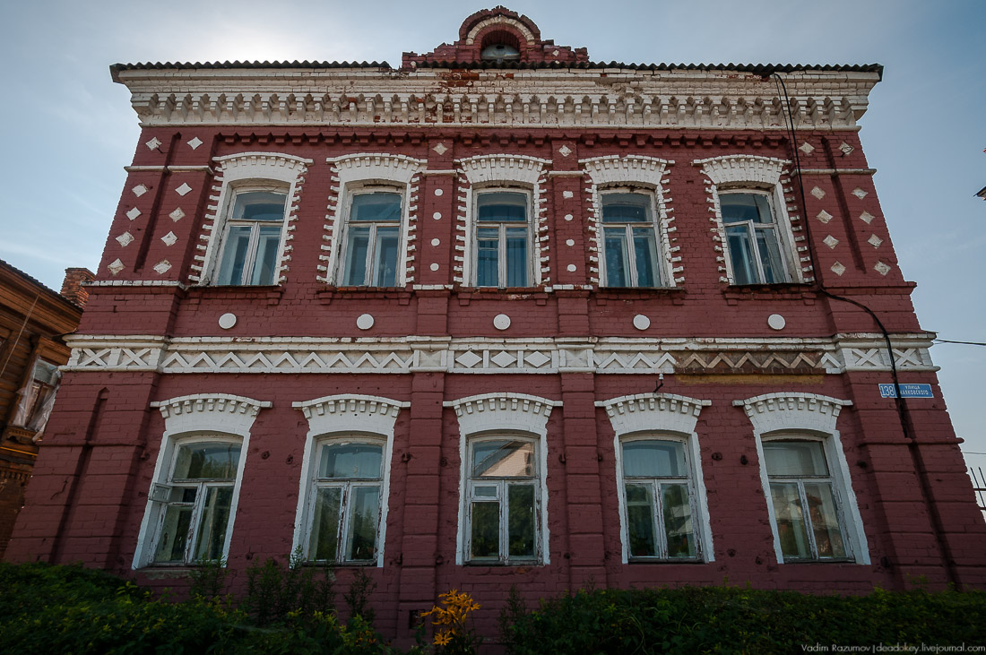 Шелкоткацкая фабрика купцов Барановых (АОЗТ Павлово-Посадский льнокомбинат, ГК Берег), МВК «Княжий Двор», Московская обл., Павлово-Посадский р-н., п.г.т. Большие Дворы.