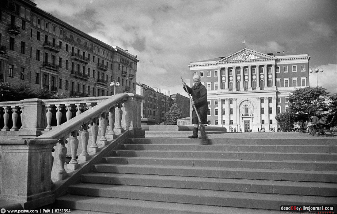 Здание Московской Мэрии, ул. Тверская д.13, архитектор М.В. Казаков