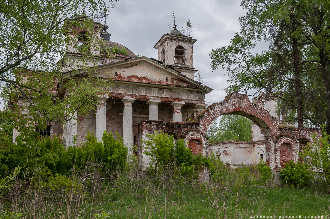 церковь Петра и Павла в Переслегино