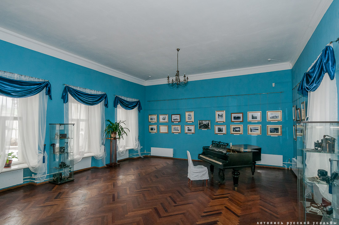 Усадебный экспресс отправляется в усадьбы Ивановское и Дубровицы, 1 апреля 2017 года